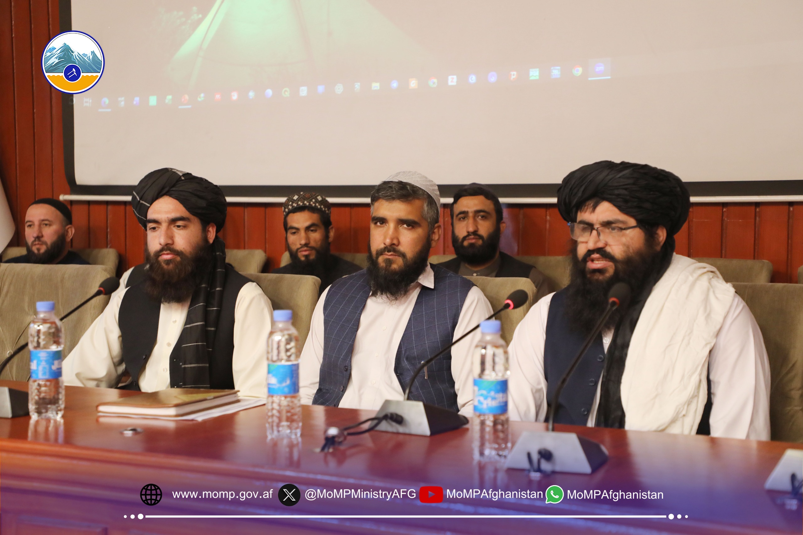آغاز برنامه آموزشی GIS