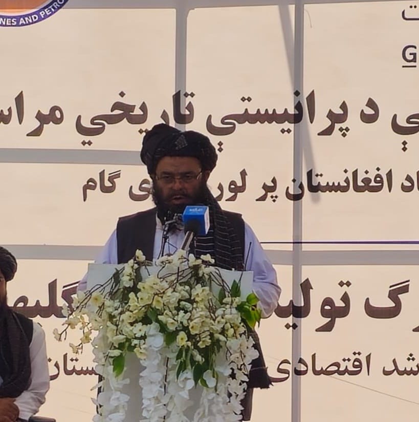 د هرات ولایت د سمنټو پروژې ساختماني چارې پیل شوې